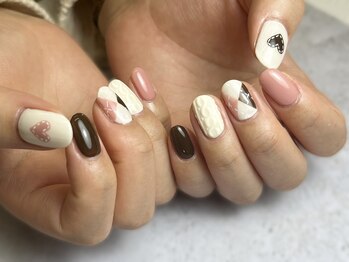 バーガンディ 鶴田(BURGUNDY)/