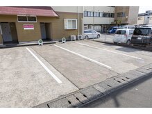 ラクワ(Rakuwa)/駐車場（縦列駐車で4台）