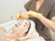 前田さんちのエステサロン ドゥース(douce.)/ピーリング〈ララピール〉