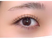★今年一番人気【アンドヘルシー】とは、まつ毛エクステとまつ毛パーマを組み合わせた新しい施術方法です。