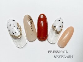 ダルメシアン柄ネイル