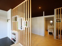 ラヴィッシュ(LAVISH)/温かみのある店内♪