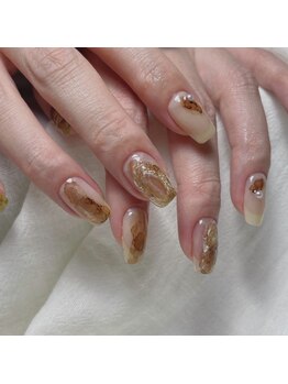 タグ シー(#She)/