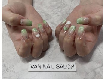 ヴァンネイルサロン 本厚木(VAN NAIL SALON)/ハンド持ち込みデザイン