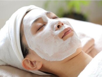 コトハ(cottha)の写真/《徹底美白ケア!!》季節の変わり目に／トーンアップが叶う美白メニューをご用意！透明感あふれる艶肌に