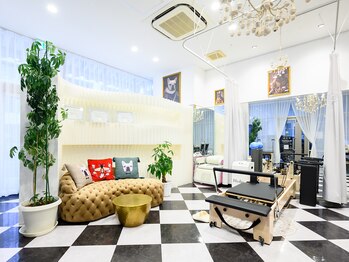 ビーウェイブ鍼灸院(BE-WAVE鍼灸院)/待合スペース1