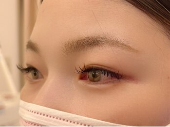 美容室わたなべの写真/【お子様同伴OK】プロの技術で理想の目元に*デザイン幅広く対応◎目元のお悩みお気軽にご相談ください♪