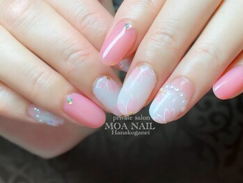モア ネイル(MOA NAIL)/