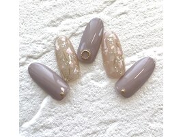 華やかシェルネイル