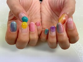 マグネット×カラフルネイル