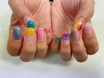マグネット×カラフルネイル
