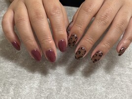 アシンメトリー秋ネイル