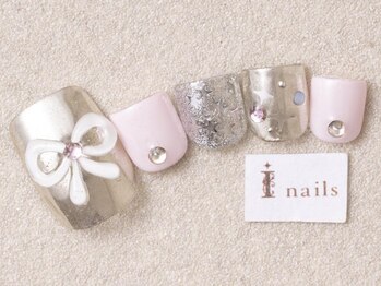 アイネイルズ 三宮店(I nails)/メタリック白リボンフット