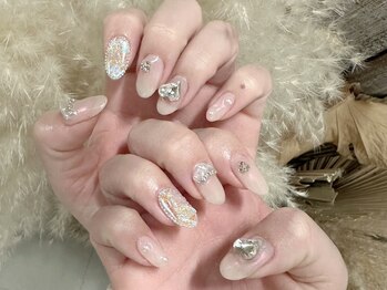 ソアラスネイル(Soaras Nail)の写真/フォルムに拘ったシンプルなデザインから流行の最先端デザインなど自由自在！幅広くお楽しみください♪
