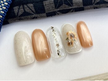 フミ(FMI)/【2025/8月】お好きなアート2本