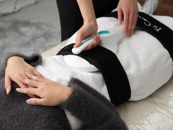 エッセンシャル 南海難波店(ESSENTIAL)の写真/【痩身×効果◎】フィットカービング1部位3000円☆都度払いなので気軽に通いやすい♪
