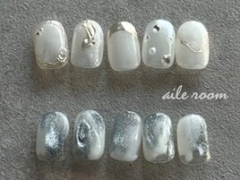 綺麗め冬ネイル