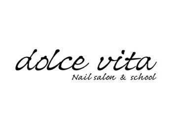 Dolce Vita Nail【ドルチェヴィータ】の写真/指先から品格を。爪に優しく、シンプルを極めた丁寧なケア。働くあなたの日常に寄り添う大人上品ネイル。