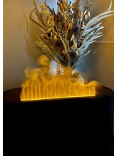 ユル 五反田(YuL)/《 暖炉のような加湿器 》