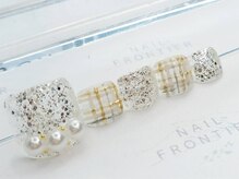 ネイルフロンティア 吉祥寺(NAIL FRONTIER)/ホワイトパールフット11980円