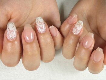 シュガーロール シャイニー(Sugar Roll / Shiniy)の写真/朝9時から最終受付19時30まで！完全個室の空間で、お出かけ前やお仕事帰りに寄れるサロンです。