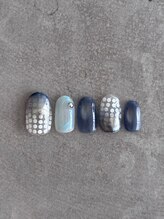 シー(SHE)/3月定額デザイン