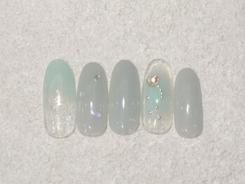 リノ ネイル(Rino nail)/6月新作　幸せグリーン　706ｂ1