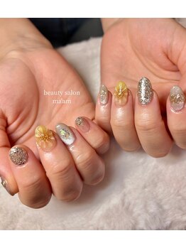 マーム(ma'am)/ひまわりネイル