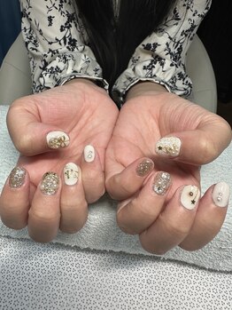 ユメ(YUME)/Xmasネイル→ 6800円