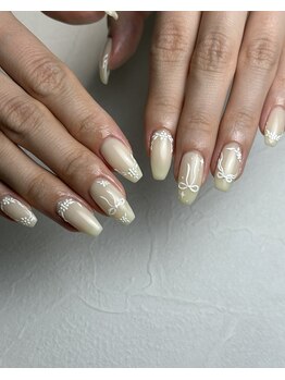 エンブロイダリーネイル