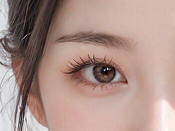 エーバイフーアイ 江坂店(A BY WHO eye)の写真/【江坂】ボリュームUPマスカラパーマで目元印象チェンジ！韓国発祥の束感でまつ毛に優しいダメージ補修も◎