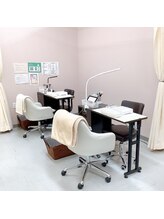 エイアンドエイ 蓮田店(A&A)/ネイルブース