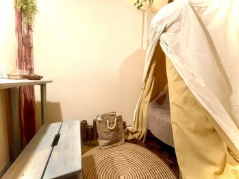 ボダラク(bodaraku)の写真/《安心のプライベート空間》メイクも着替えも気兼ねなく。人目を気にせず過ごす香りと温もりに包まれる時間