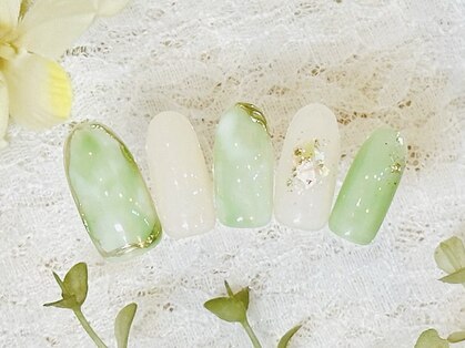 ネイル アンド アイラッシュ虹の写真