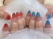 キューセブンネイルラウンジ ららぽーと立川立飛店(Q7 NailLounge)の雰囲気(限定カラーなど合わせ全200色以上取り扱い◎)