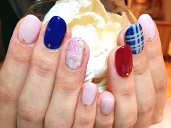 ネイルズ ララ(nails Lala)/リバティプリント