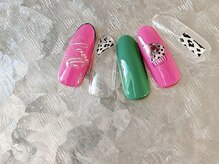 ネイル アンド まつげエクステサロン キュア(Cure)/ショッキングピンクネイル