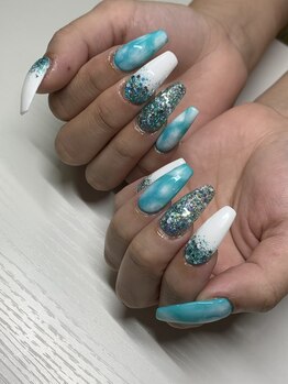 みいこのネイルサロンの写真/縦長美爪が叶う長さ出しが人気*追求された[フォルム形成]×トレンド感たっぷりの[デザイン力]で満足度◎