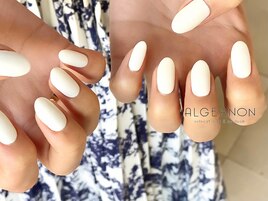 ホワイトワンカラー