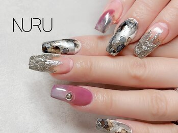ヌル ネイル 新宿(NURU NAIL)の写真/【定額デザイン¥4950～】特別な記念日に♪豊富なカラー・パーツで華やかネイル♪初回オフ無料＆当日予約◎