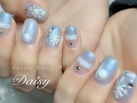 雪の結晶ネイル　フワフワネイル