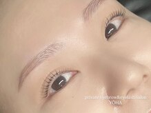 ヨウハ(YOHA)の雰囲気(眉とまつ毛で上品目元)