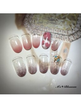 ネイルサロンアンドスクールエムズブロッサム(Nailsalon & school M's Blossom)/8月定額制5100デザイン