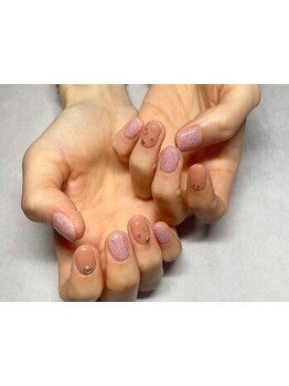 シンプル系（オフィス・日常）が得意