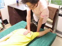 美容カイロ 骨盤矯正 整体 ウェルネス札幌 カイロサロンウェーブ(WAVE)の雰囲気（ツライ肩、首。骨格からバッチリ改善。美容カイロ。小顔矯正付き）