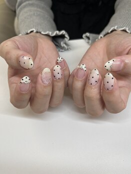 ドット/レースネイル