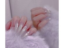 ビューティーネイルの雰囲気（<10本チップ長さだし>ピー玉マグネット＋ラメ　¥10800）