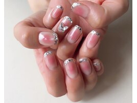 チークネイル×ガラスフレンチ