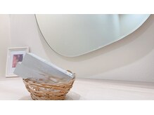 ボーンブライト(BORNBRIGHT)/