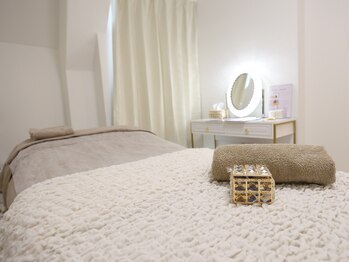 ニコ(25)/大人女子の癒され空間に♪